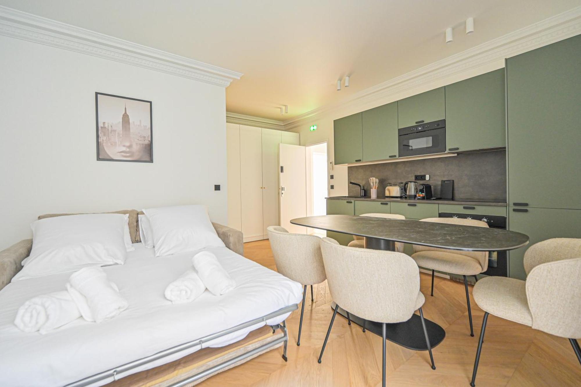 Sumptuous & Serene Parisian Flat Екстериор снимка
